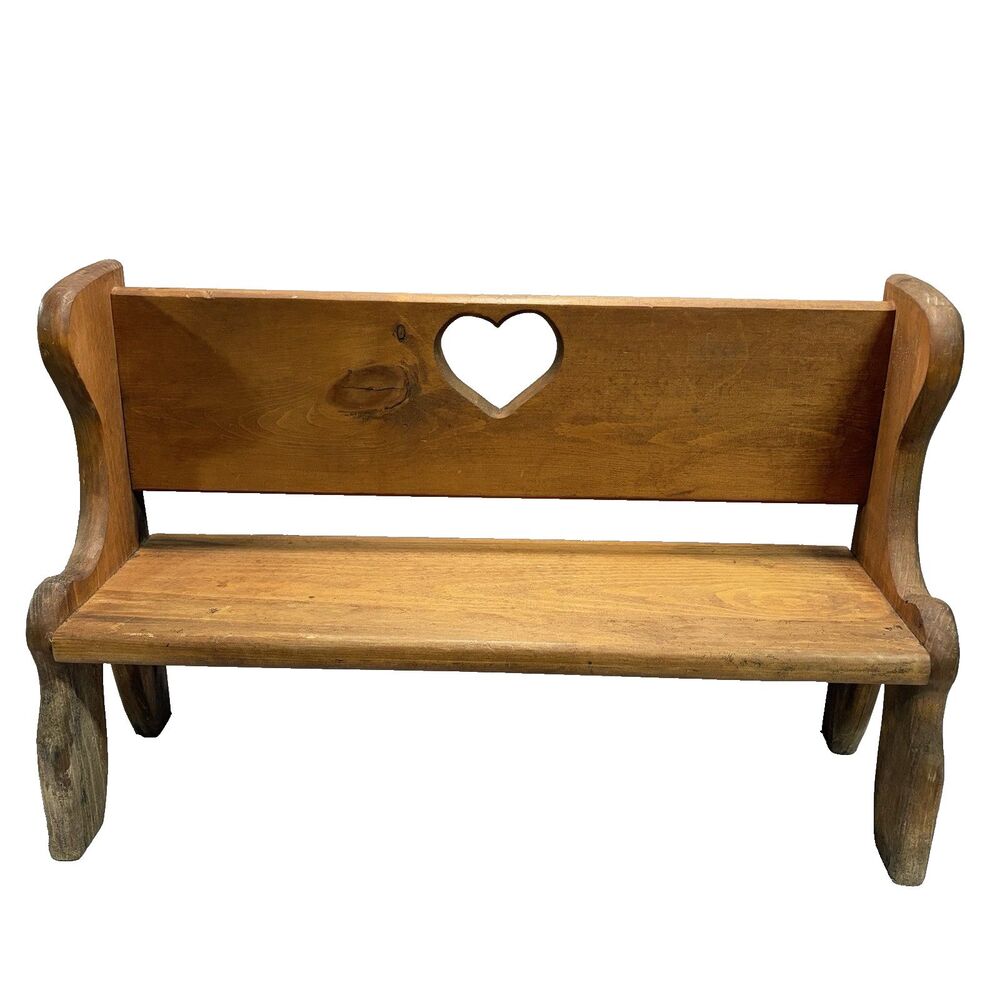 Vtg Wooden Heart Cut Out Small Doll Bear Bench Plant Shelf Book Display 13.5x21”